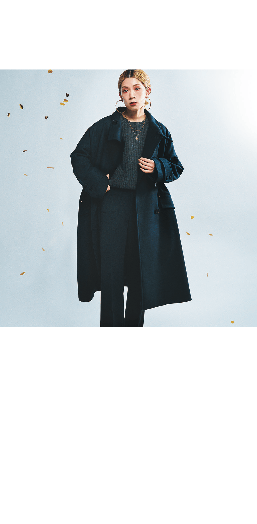 Le Dome ÉDIFICE et IÉNA （IÉNA） / 7F MACKINTOSH 別注NEW HUMBIE LONG COAT  159,500円 昨年も大人気だった「MACKINTOSH」から、新作の別注モデルが登場！今までのAラインのかわいらしさある別注モデルから一変、大人っぽい上品なロングコートに仕上がりました。襟の立ち方がきれいなスタンドカラーで、オーバーサイズのゆったりとしたシルエット。真冬にインナーをしっかりと着込こめるゆとりもあり、リラックス感ある着こなしをお楽しみいただけます。